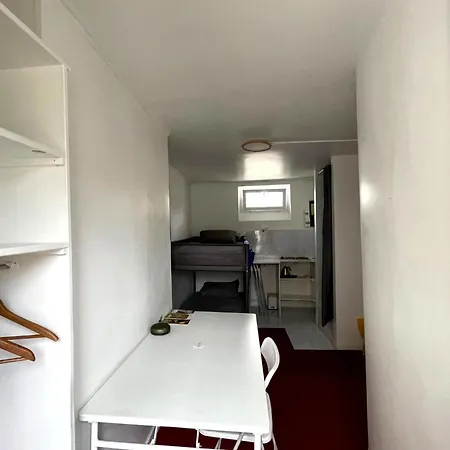 Studio Au Milieu De Nulle Part